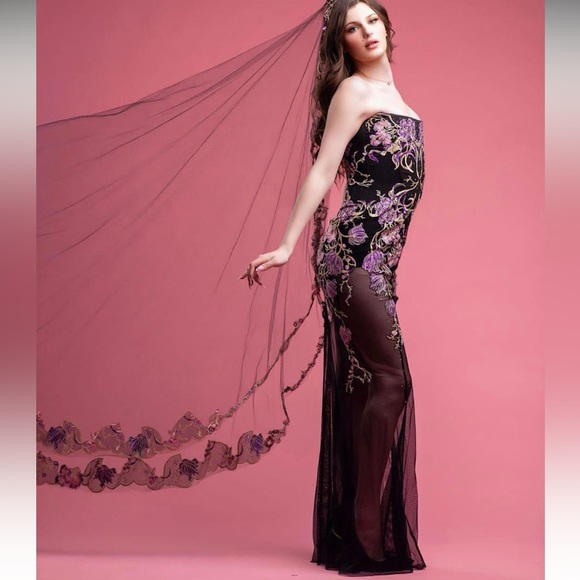 Lucia’s Sarto ♍️ long vail, red carpet, black floral purple wedding bridal bride